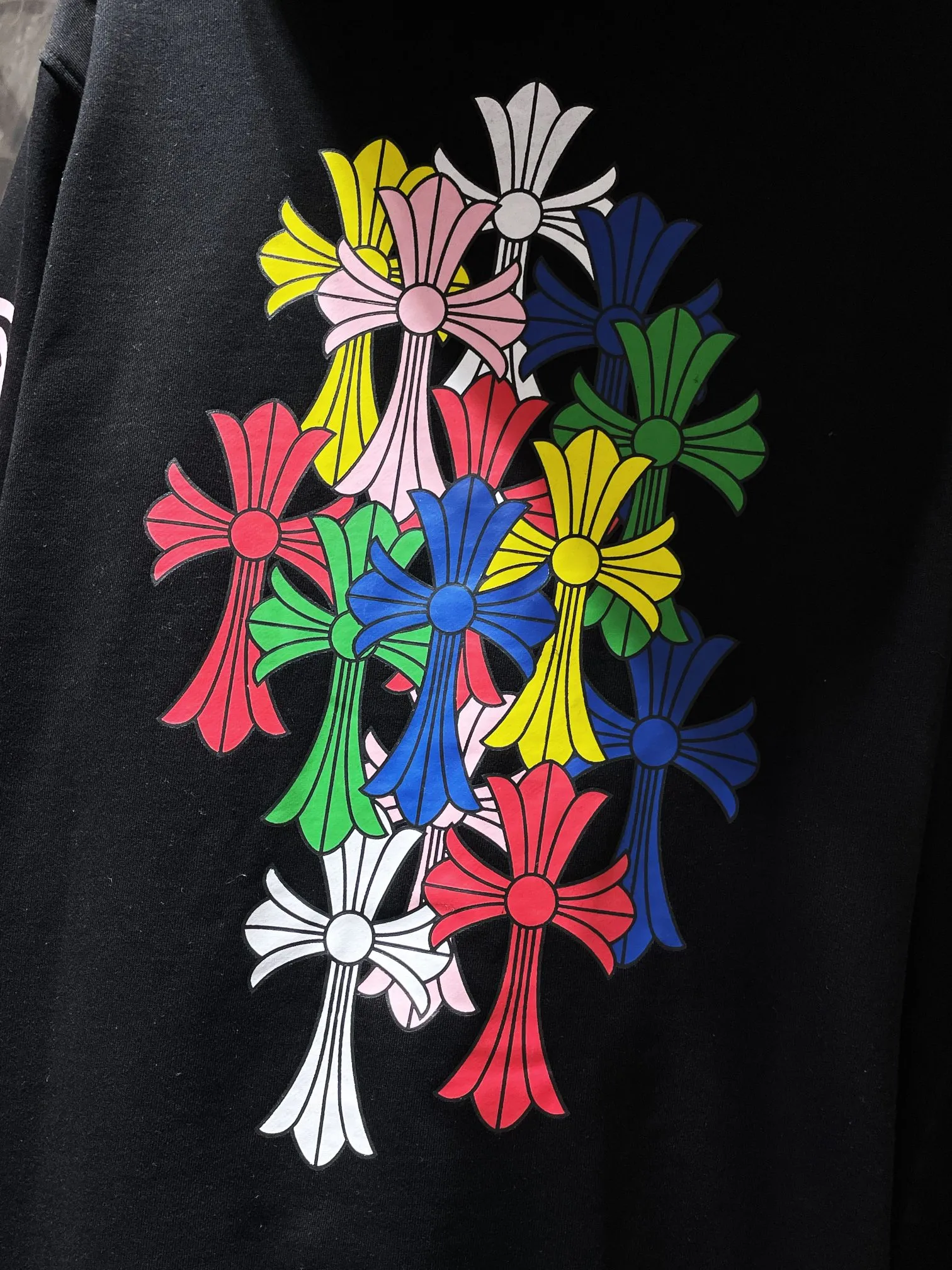P246 Chrome Hearts Autumn and Winter 2025 simultaneous sale at counters❤️ Chrome Classic Color Phantom Cross Letter Flower Arm Hooded Sweatshirt Imported environmentally friendly glue printing and dyeing Improved customized version of 1:1 high-gram weight high-quality fabric Recommended Color: Black White Code Number: S, M, L, XL.